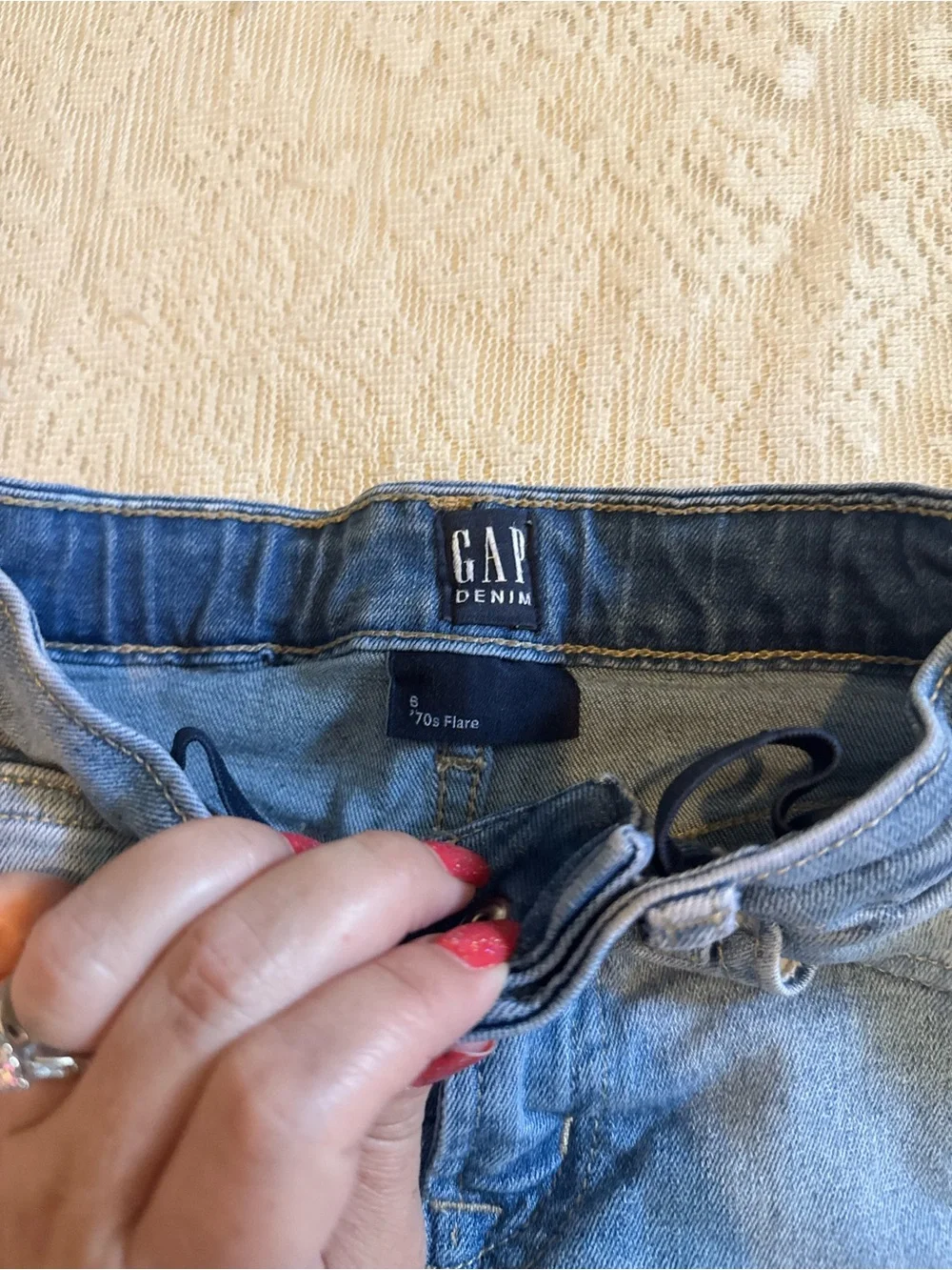 Gap kids high rise 70s flare embroidered daisy jeans